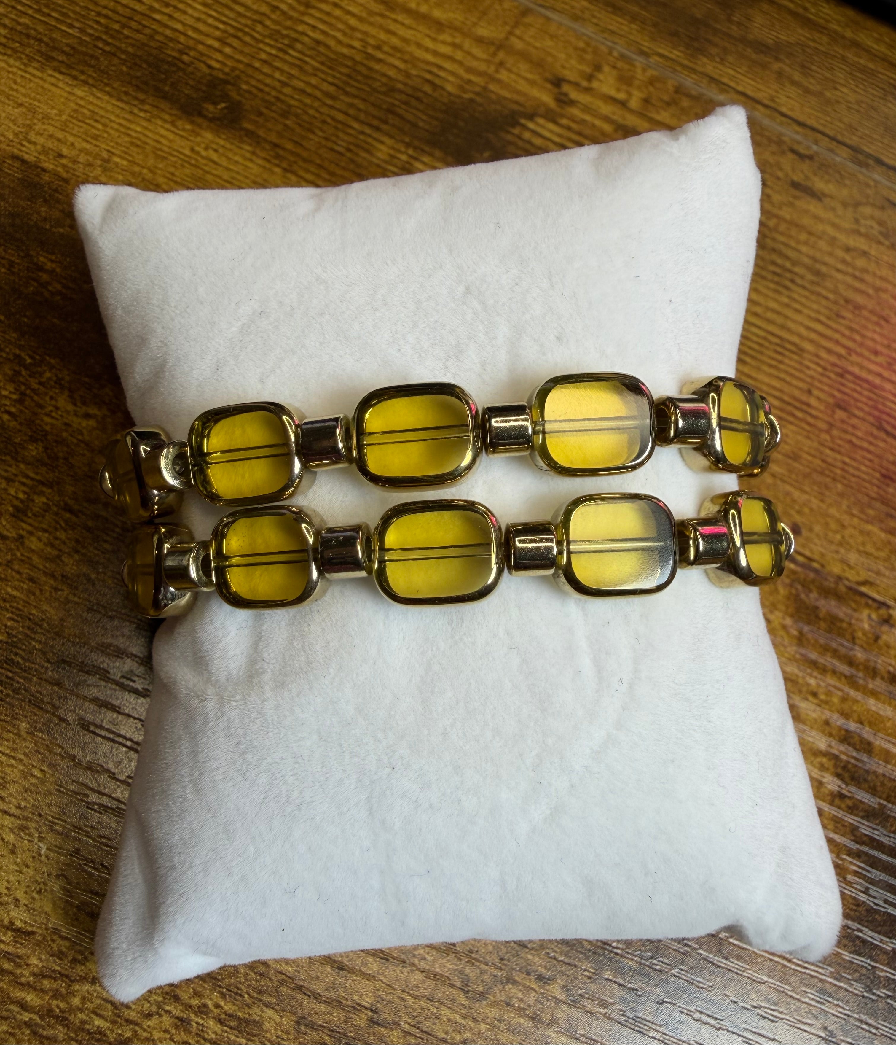 Golden Rim Bracelet